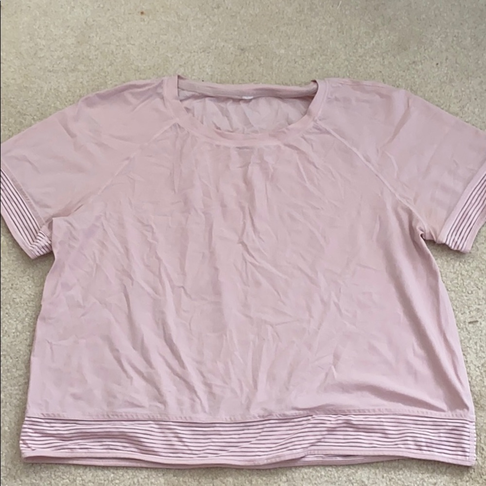 Lululemon oversized crop short sleeve tee